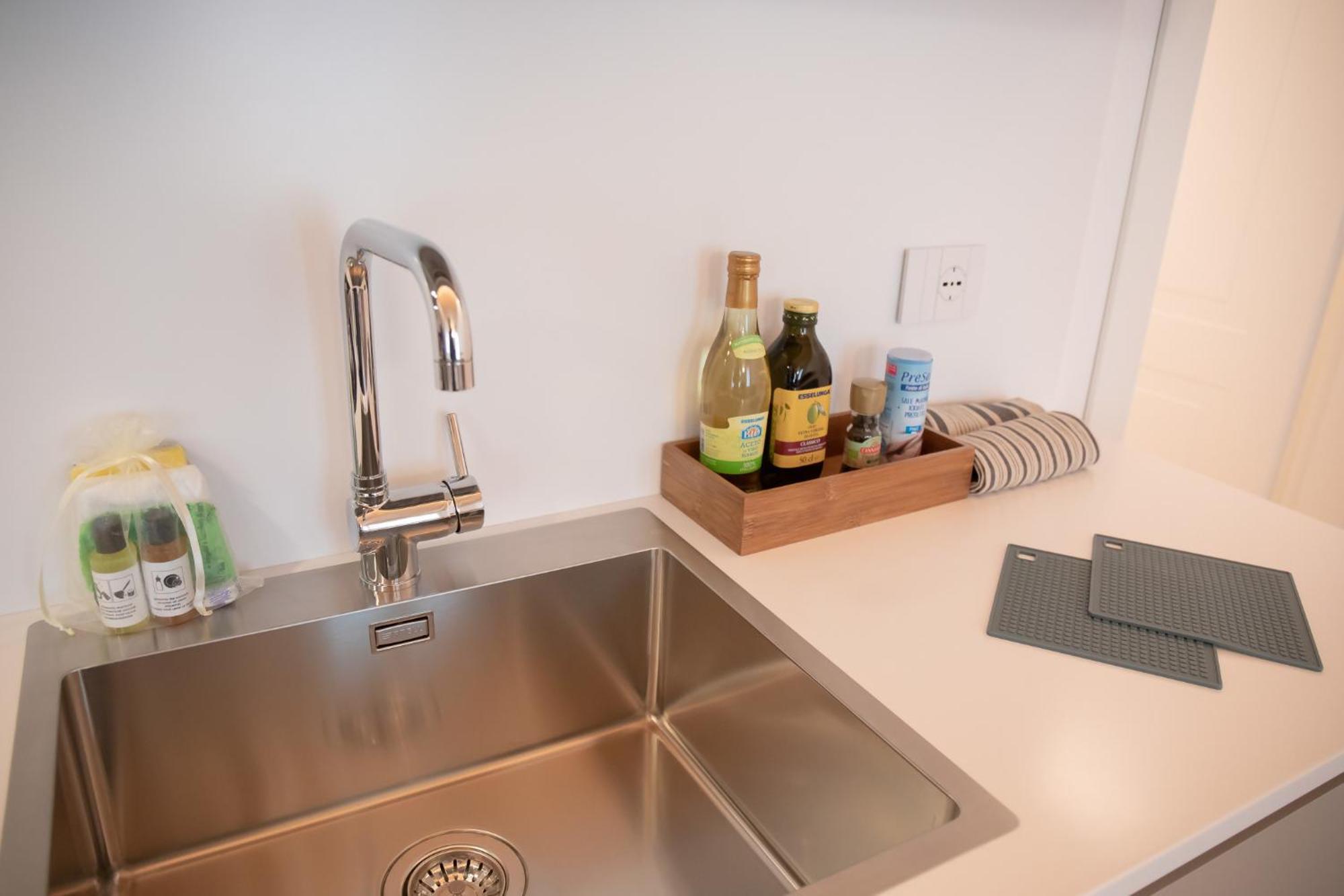Amendola City View Apartments Suite Romantica Como Exterior photo